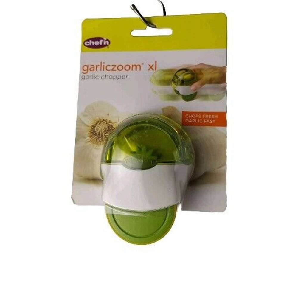 chef'n GarlicZoom XL Garlic Chopper Green Chops Fresh Garlic Fast Kitchen Tool